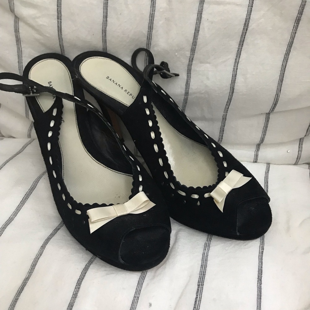 Banana Republic Black Suede Peep-Toe Sling-backs